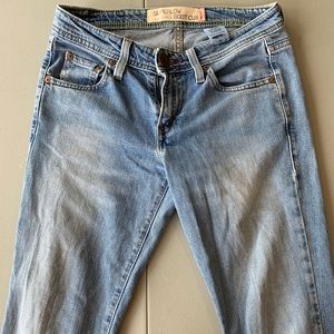 Levi’s Size 5 Low Rise Boot Cut Jeans